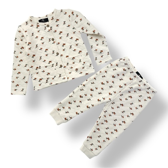 7 For All Mankind | Quilted Infant Two Piece Outfit (24 mos)🍊 - Picture 1 of 8